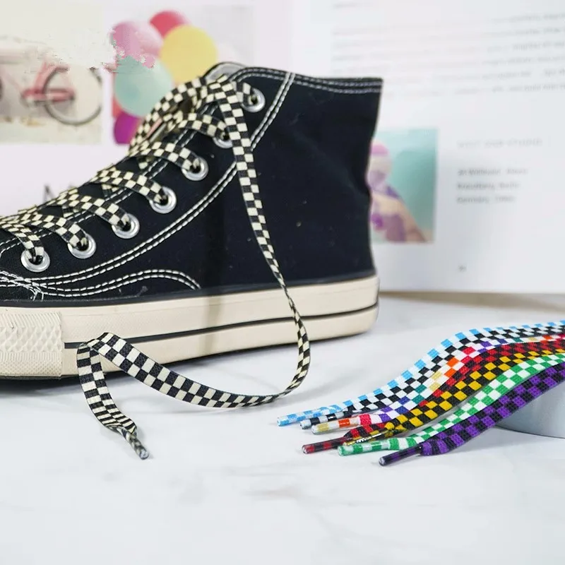 แฟชั่นสีดําสีขาวเย็บ Checkerboard Shoelaces ผู้ชายผู้หญิงบุคลิกภาพกีฬารองเท้าผ้าใบลําลองรองเท้าผ้าใบคุณภาพสูงรองเท้าลูกไม้