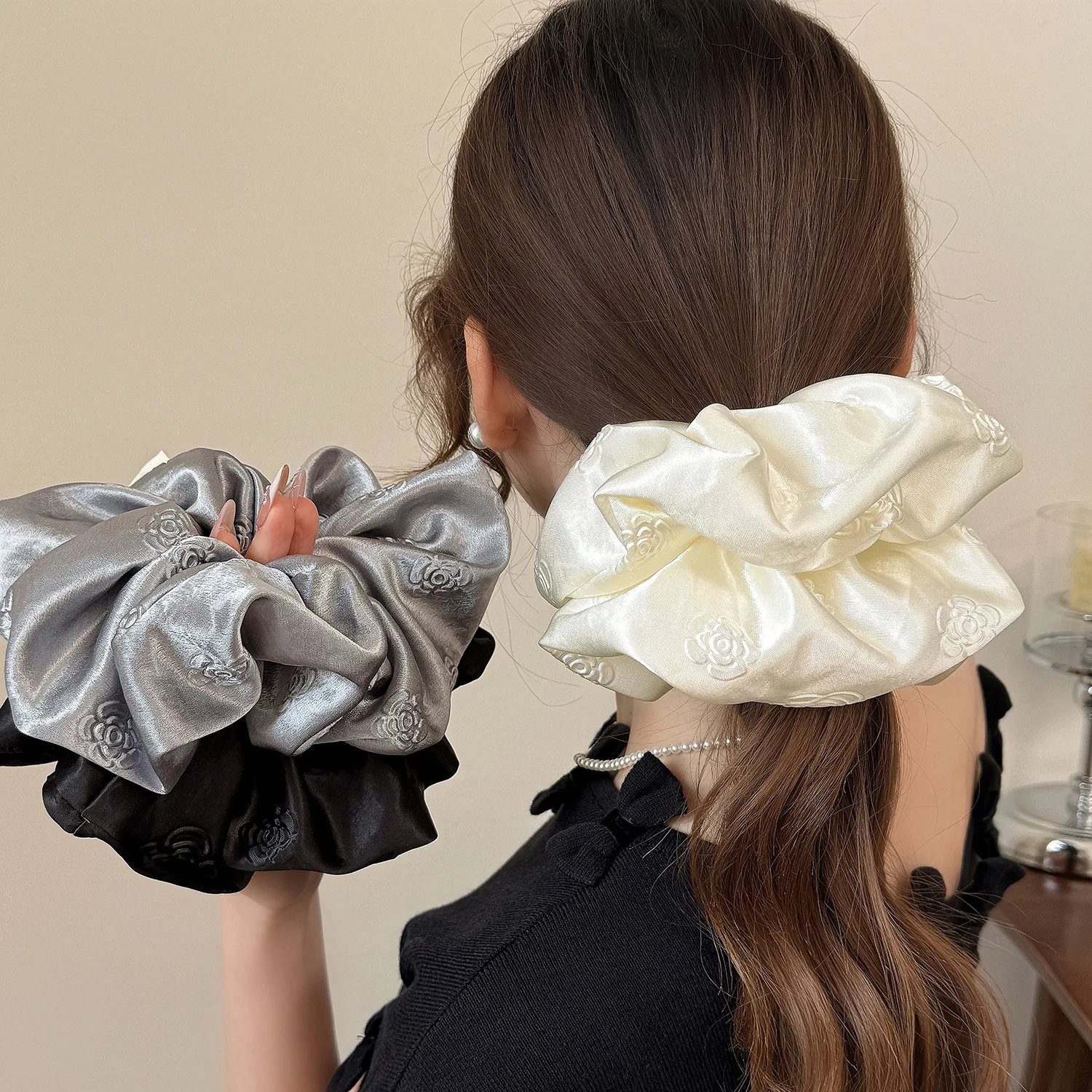 

Satin Oversize Large Hair Scrunchies Elastic Hair Bands Women Girls Camellia Floral Hair Ties Ropes Hair Accessories Fashion
