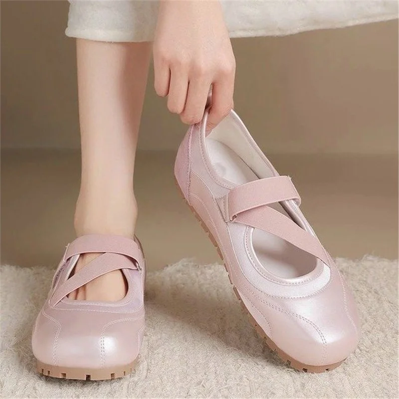 أحذية ماري جين النسائية الجديدة لعام 2025 - أحذية باليه مسطحة بحزام متقاطع ونعل ناعم أحذية كاجوال مريحة للربيع/الخريف أحذية مسطحة لطيفة #1