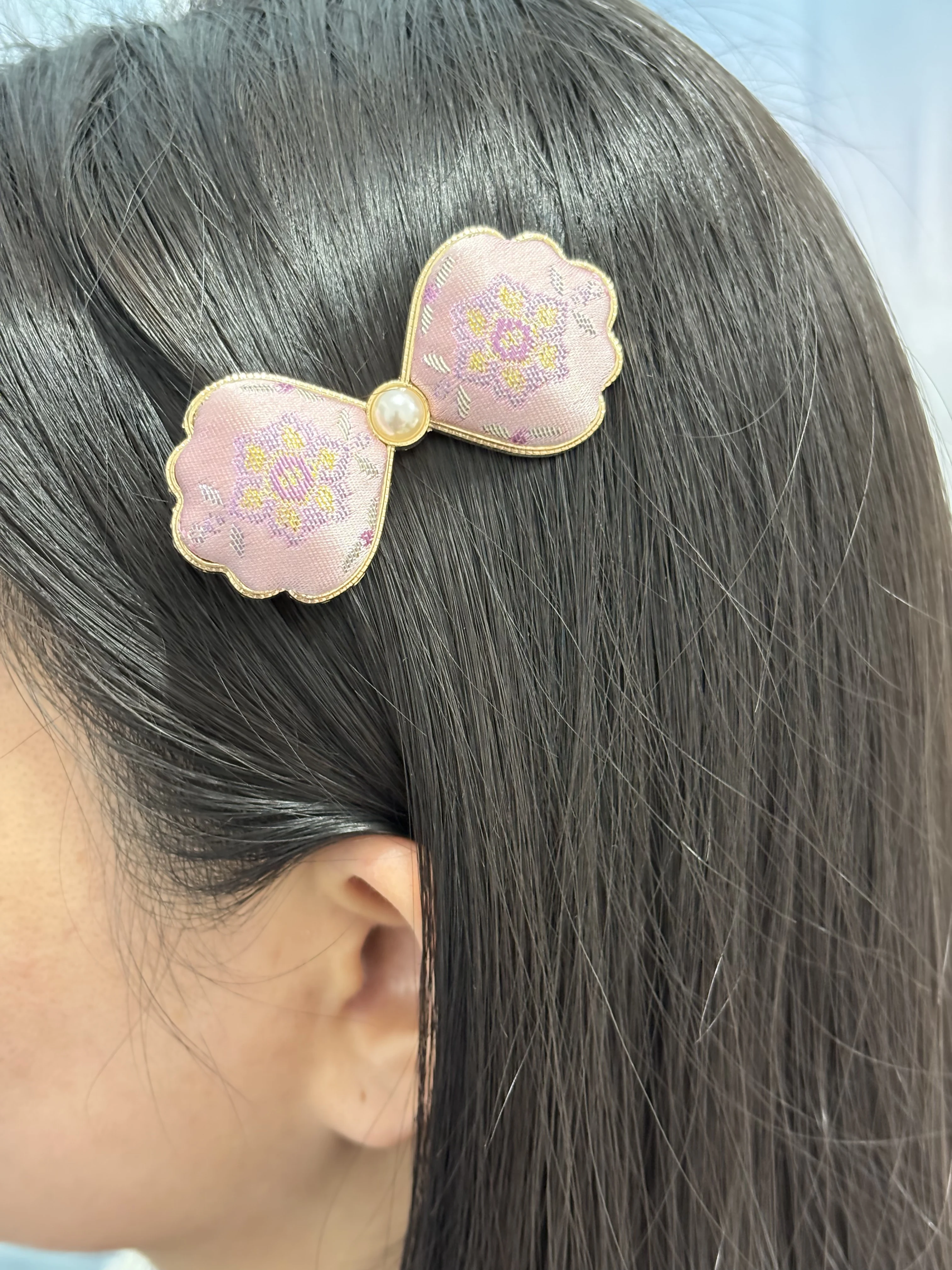 handmade-chinese-style-bow-hair-clip-with-pearl-traditional-brocade-fabric-hair-barrette-for-women-elegant-retro-hair-accessor