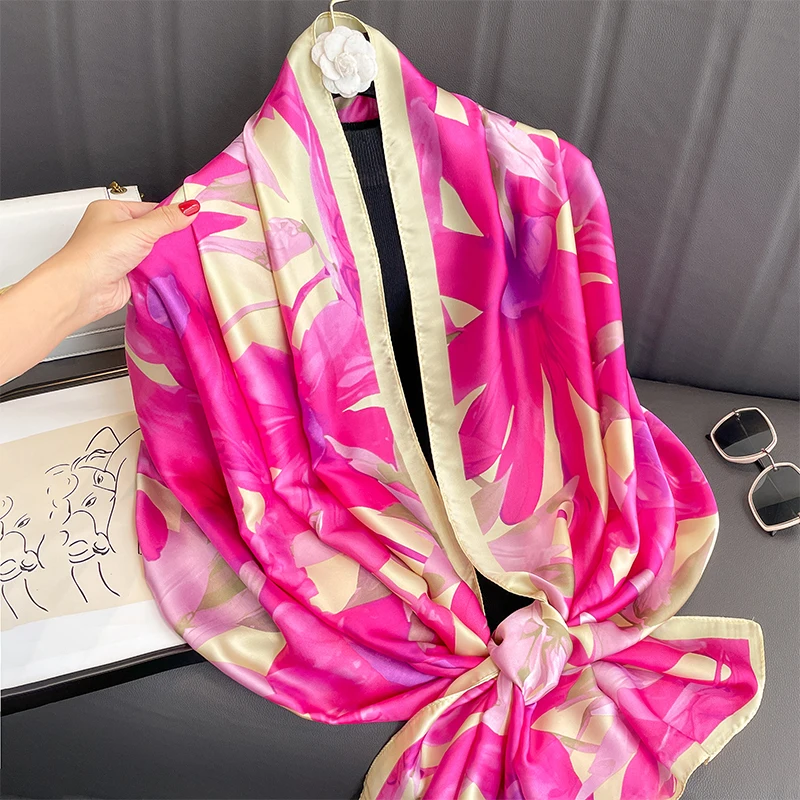 2024 Seiden schals Frauen Luxusmarke Hijab Schal Blumen Foulard Femme Schals Wraps Seide Bandana Kopftuch Hijab Strand Poncho – Detail 12