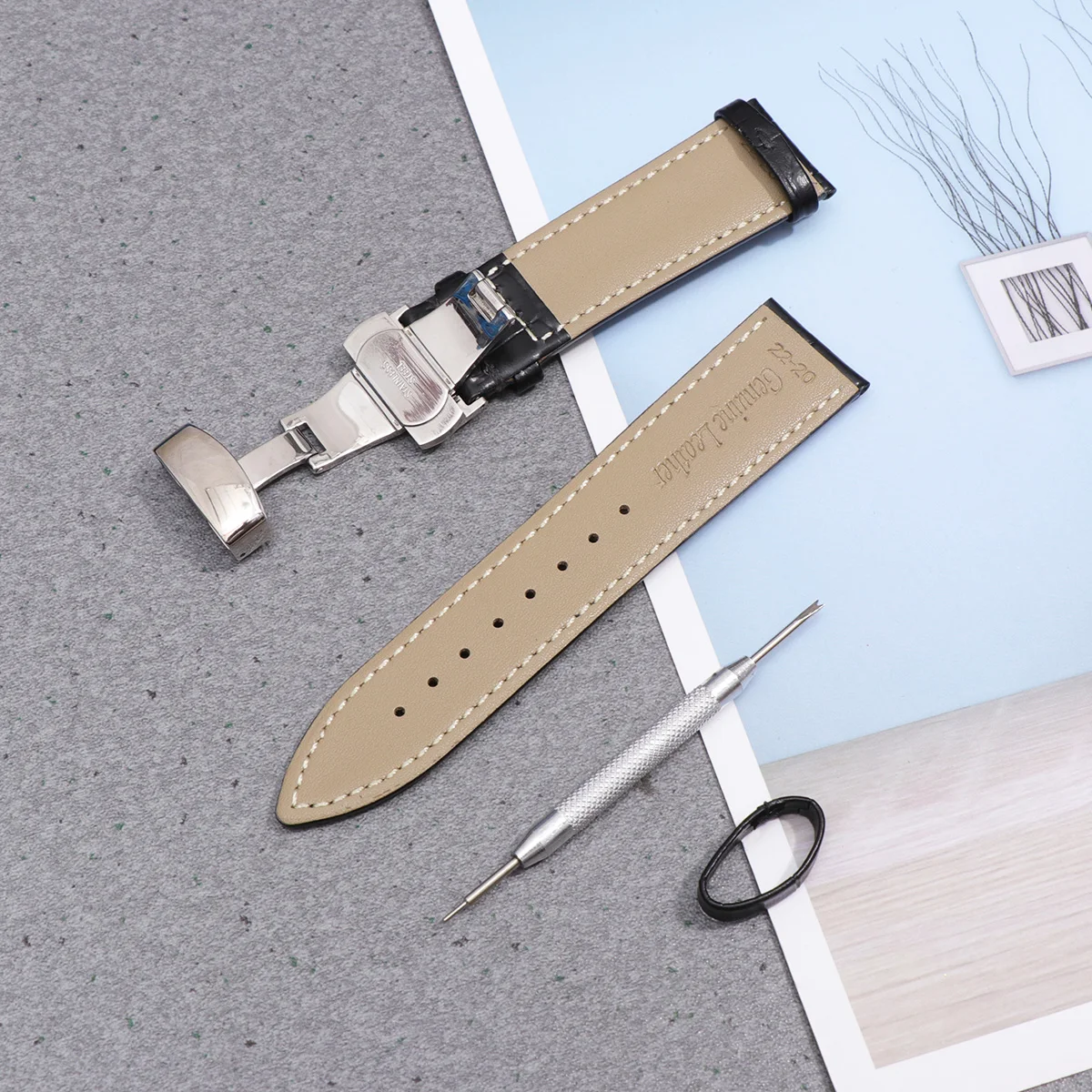 

High Quality 22mm Brown Cowhide Watch Strap for s Comfortable Durable Ergonomic Design Ideal Replacement Gift