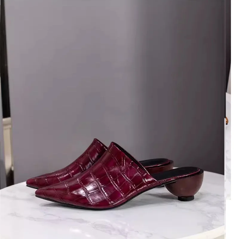 Sandalias nuevas europeas americanas para mujer, zapatillas sexis con punta estrecha y tacón de bola, zapatos de verano para mujer, zapatos de mulas para mujer