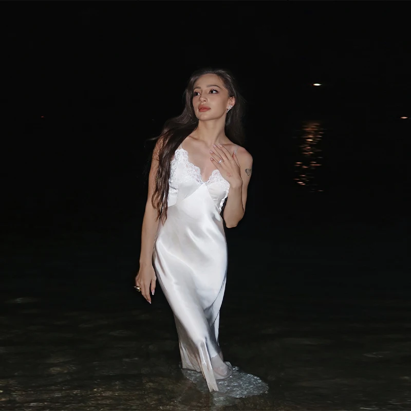 فستان كامي ماكسي أنيق بتصميم كلاسيكي من الساتان مزين بالدانتيل فساتين حريرية مصممة للسيدات خريف متواضع أنيق رومانسي للتاريخ ملابس نسائية للشارع #6