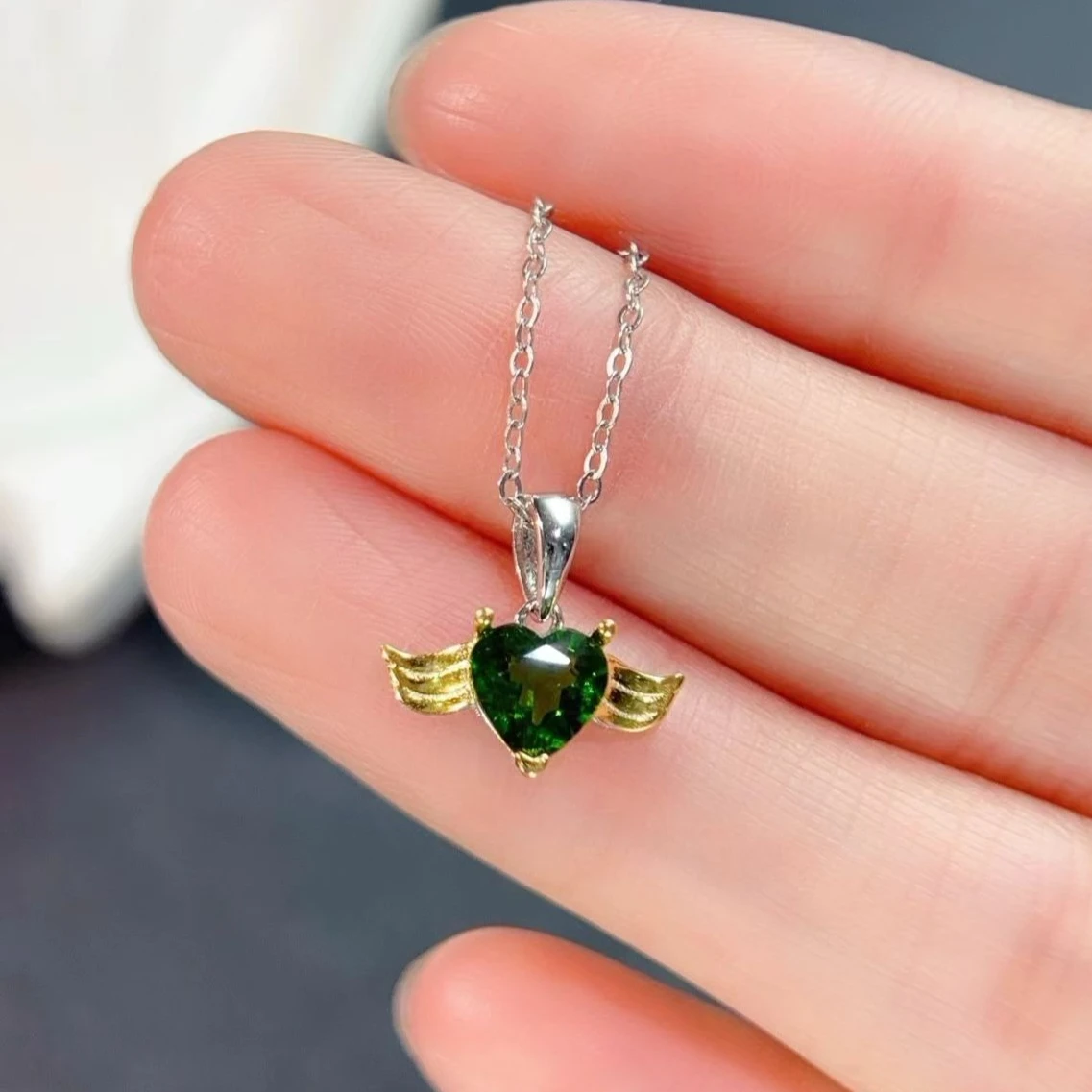 

925 Silver Angel Wings Pendant 6mm Natural Chrome Diopside Pendant 18K Gold Plated Silver Gemstone Charms