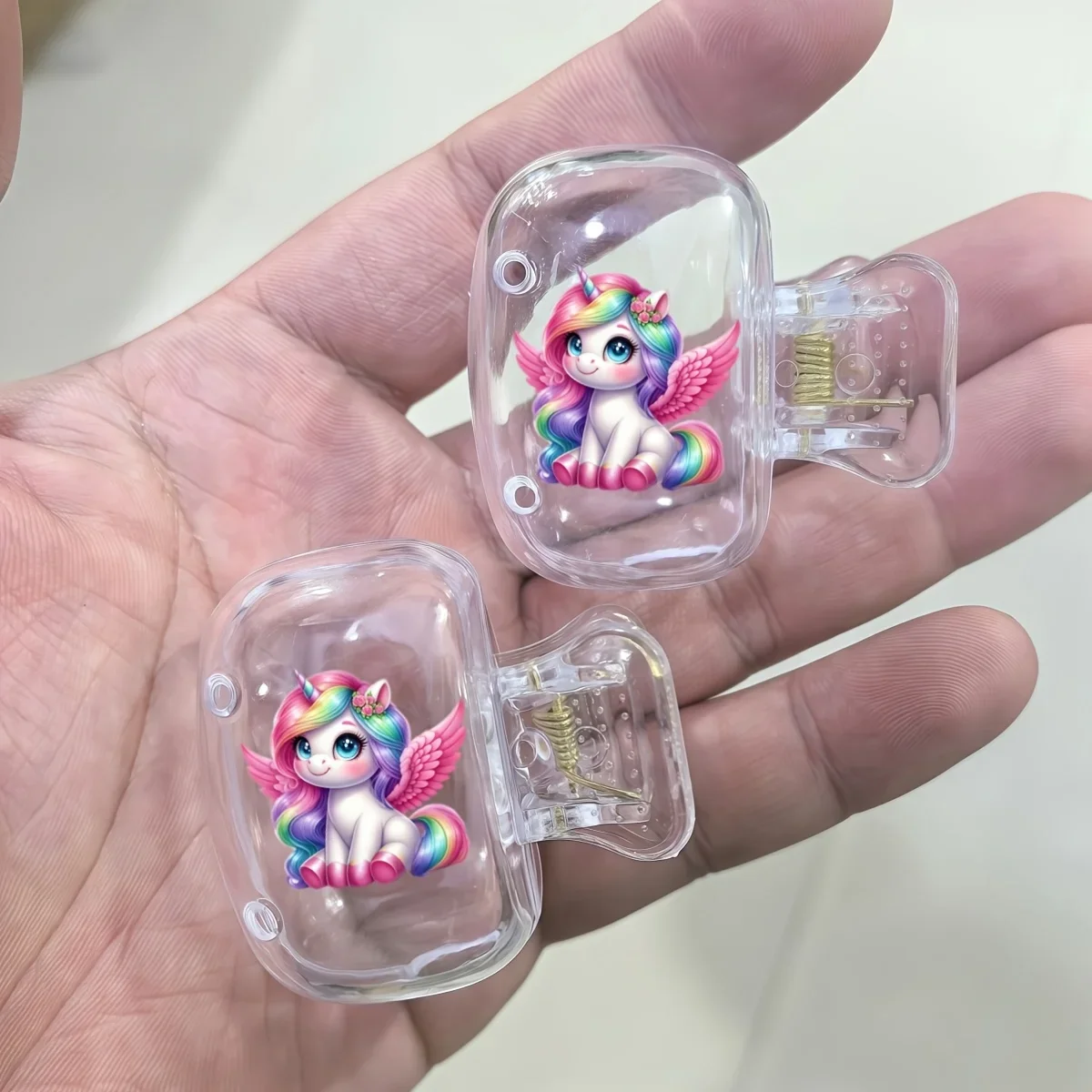 2pcs Pony Toothbrush Head Covers Plastic Caps for Family And Travel Use Portable Brush Protection Cases for Bathrooms Camping