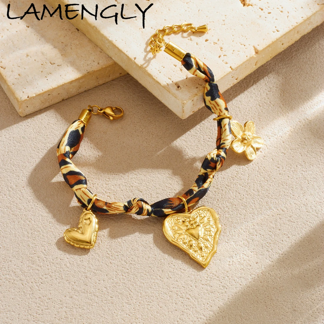 

LAMENGLY 316L Stainless Steel Vintage Ribbon Exquisite Lines Texture Flower Heart Charm Bracelet Women Noble Non-Fading Jewelry