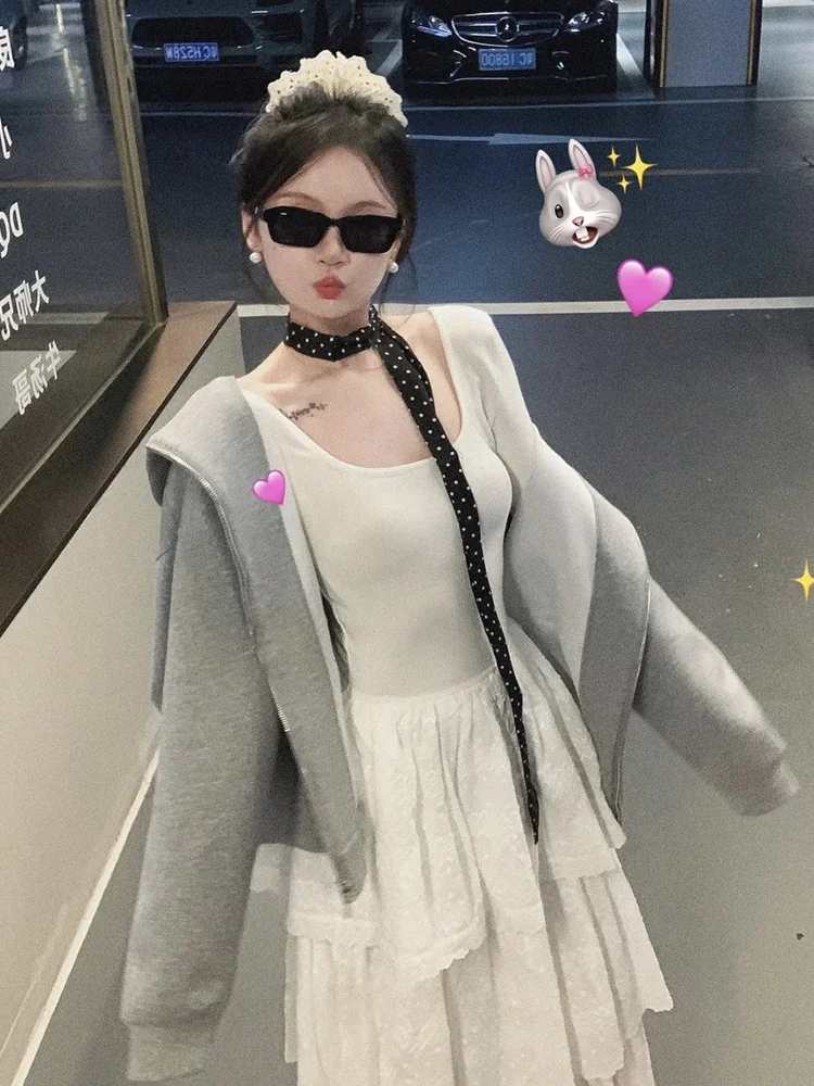 

Retro Bla White Small Polka Dot Silk Scarf Versatile Autumn Winter Faionable Women's Ne Scarf Bow Tie Hair Accory