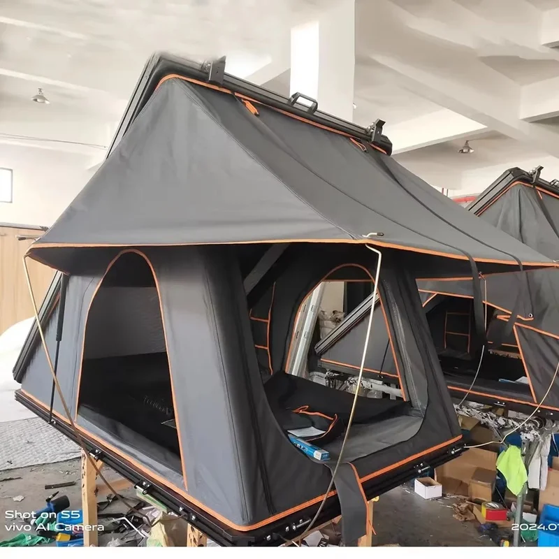 High Quality Triangular Aluminum Hard Shell Car Roof Tent Ox Fabric Four Season Quick Open For Outdoor Camping Wholesale