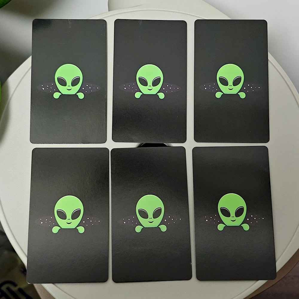 Alien Tarot Cards 10.3*6cm 78 Pcs Tarot Cards Based on Rider Waite System