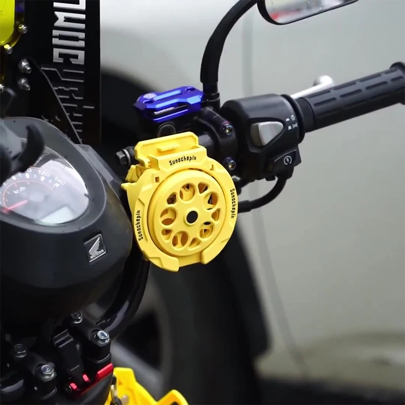 

Motorcycle Accessory: Versatile Cup Holder, New Style, Adjustable and Foldable for Water Bottles