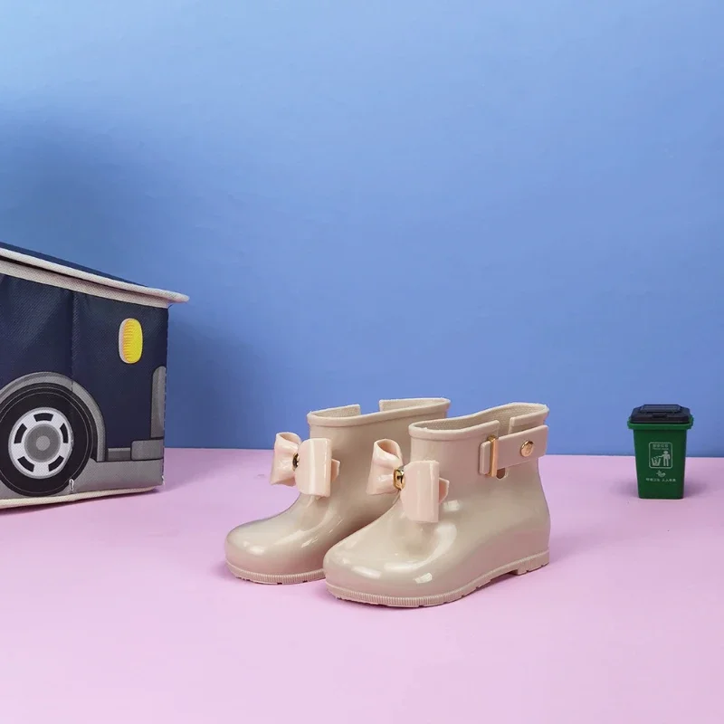 New Soft Soled Rubber Boots for Children Cute Princess Jelly Water Boots Fashion Trendy Rain Boot Girl Туфліки На Дівчинку