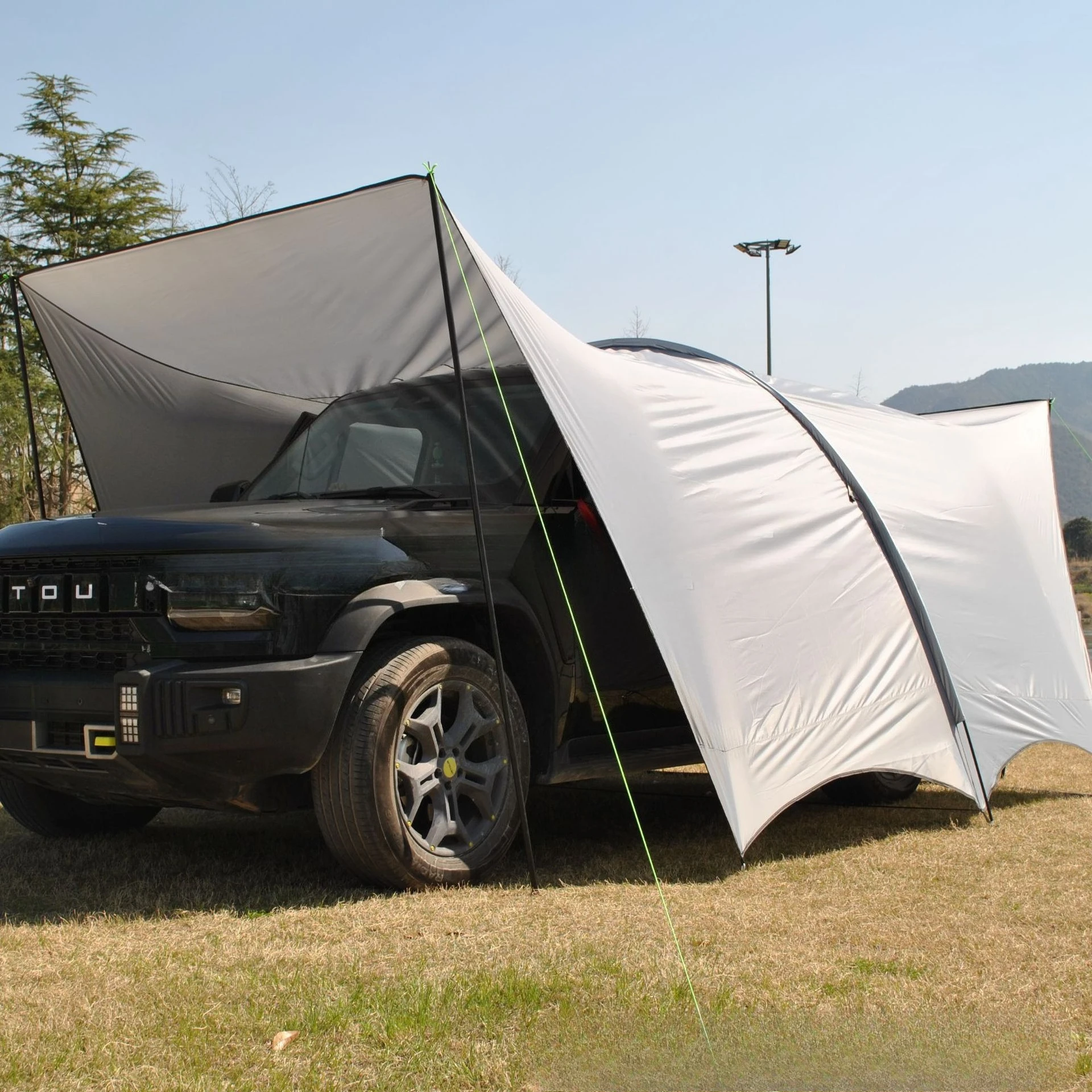 Can directly cover the car, car cover canopy garage tent 8 people shade tent