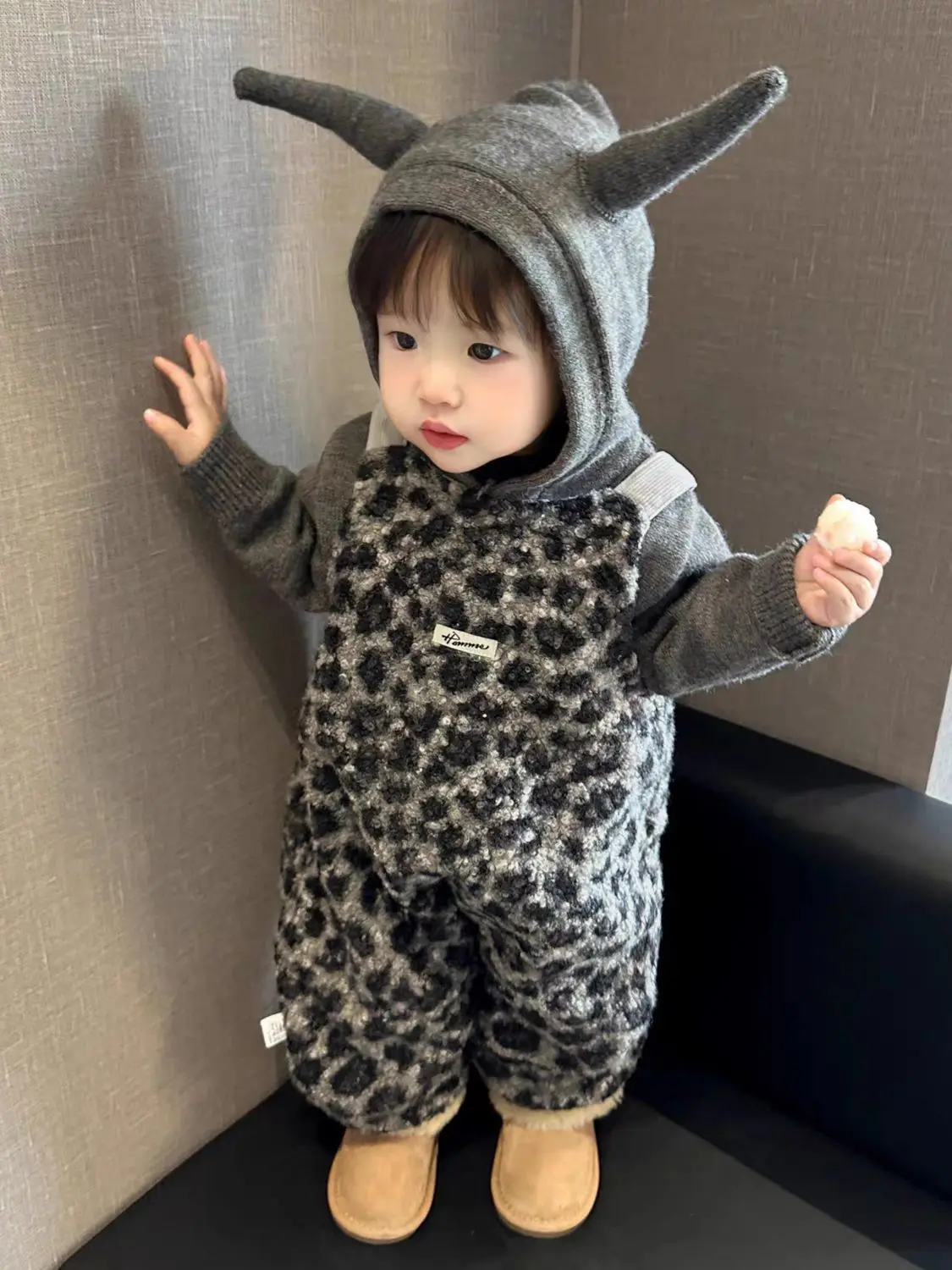 Autumn Winter Children Baby Girls Boys Warm Leopard print Jumpsuits+Sweater Cute Chic Baby Overalls Kids One-piece pant