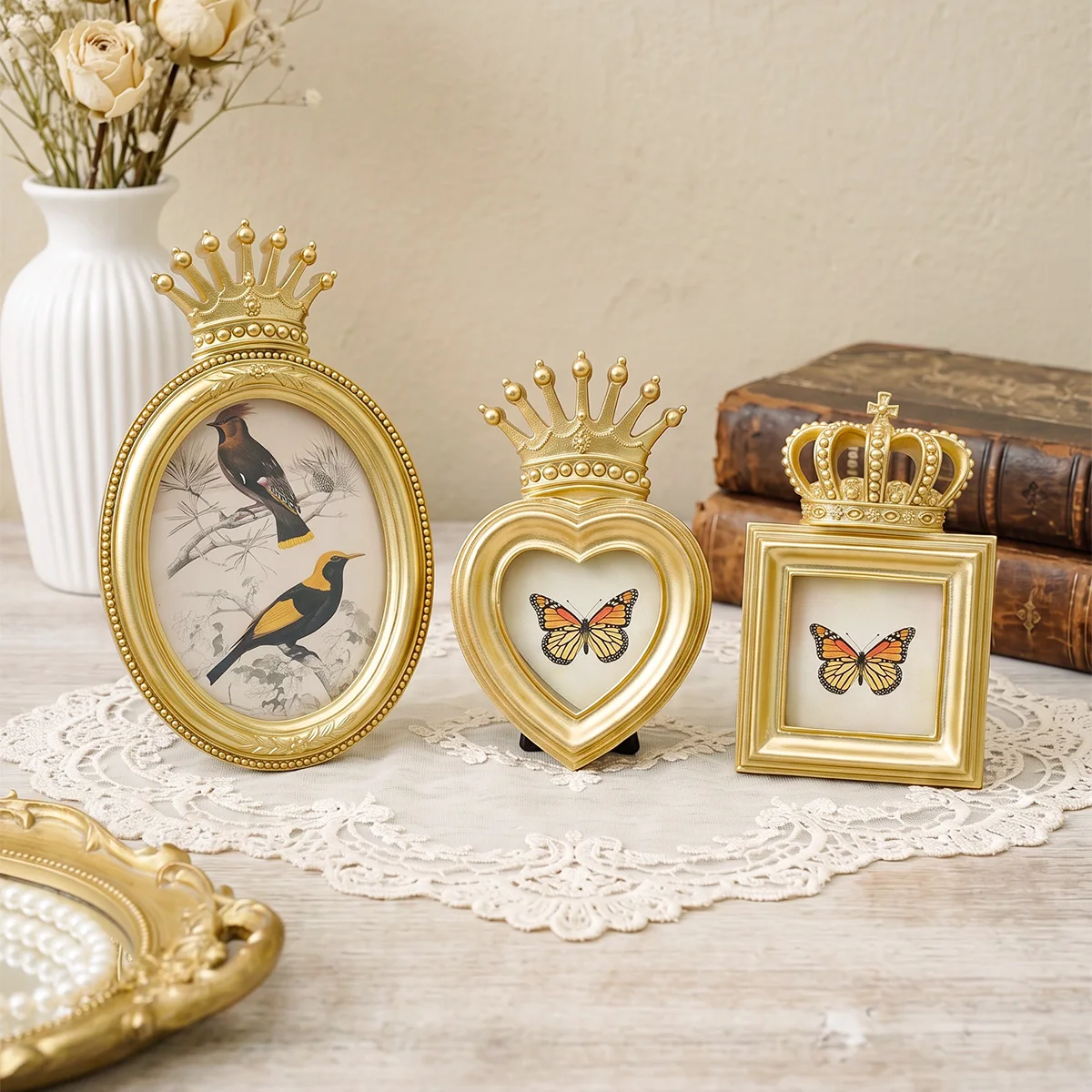 1PC, European-style Gilded Crown Pattern Photo Frame, Suitable for Both Tabletop Display and Wall Hanging