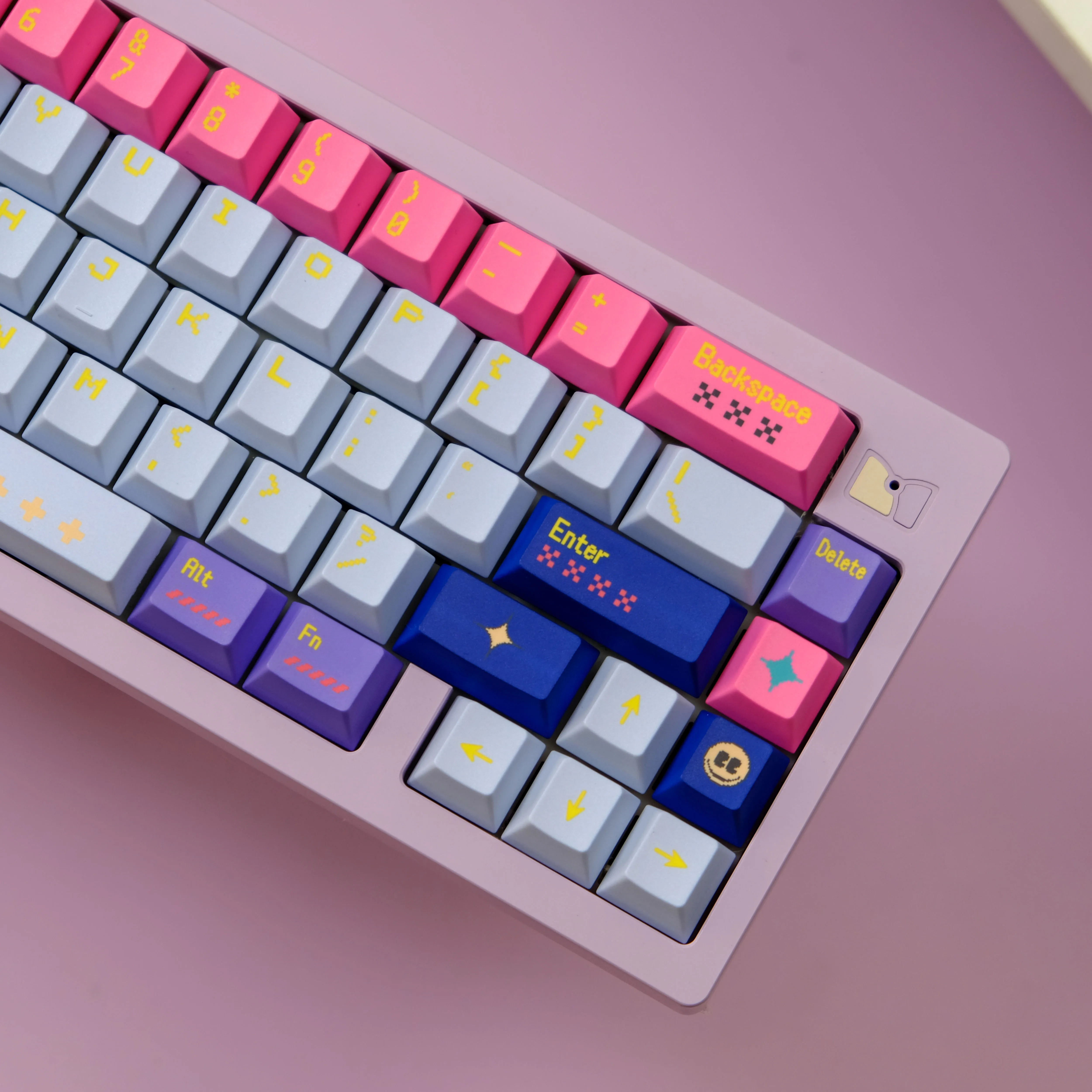 Pixel Girl Full Set 5-Sided Dye Sublimation PBT Key Caps Cherry Profile Mechanical Keyboard Keycaps DIY 142 Keys
