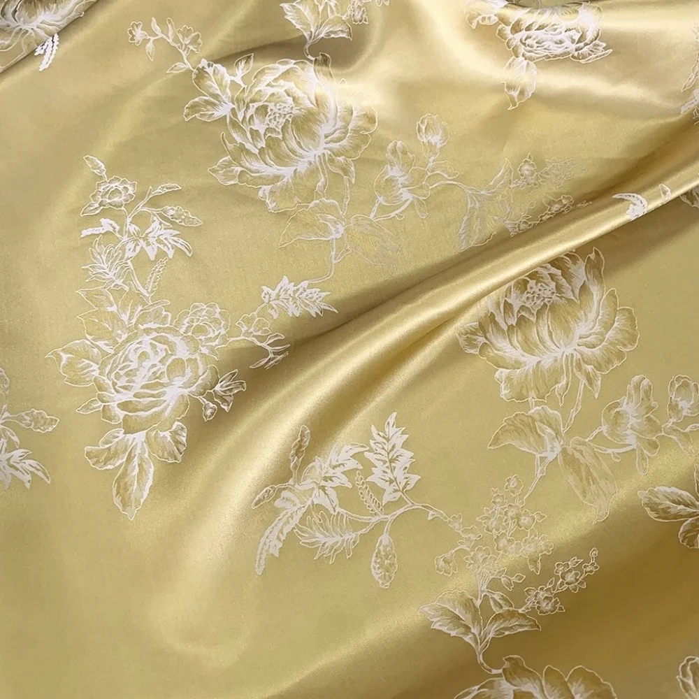 Traditional Colorful Peony Design Top Quality Comfortable Feeling Fantastic Handfeel Silk Jacquard Fabric for Women Cloth Dress