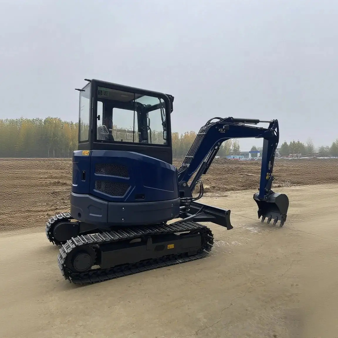 

Kubota Small Tracked Excavators 4 Tons Customizable Compact Excavator for Sale with Tailored Features