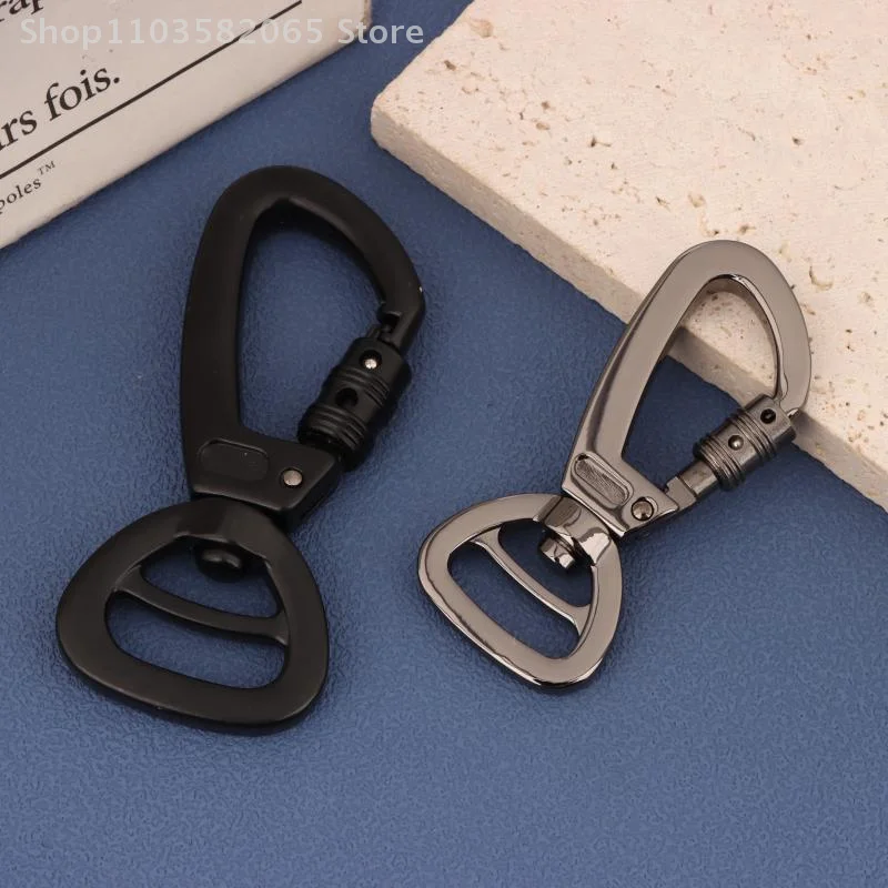 1Pcs 360° Rotatable Carabiner Keychain Hook With Lock Rock Climbing Safety Quick-hang Spring Hook DIY Strong Pull Buckle