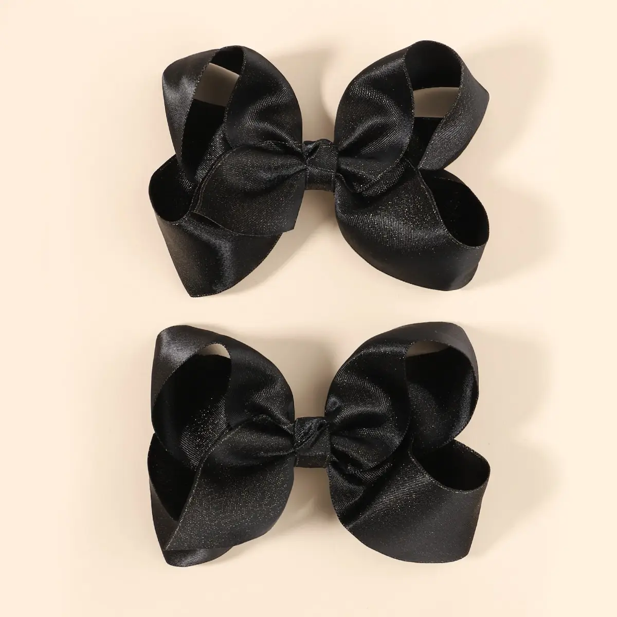 2pcs 솔리드 컬러 헤어 클립 아기 소녀를위한 4 인치 리본 활 어린이 부티크 머리핀 수제 머리 장식 헤어 액세서리 선물