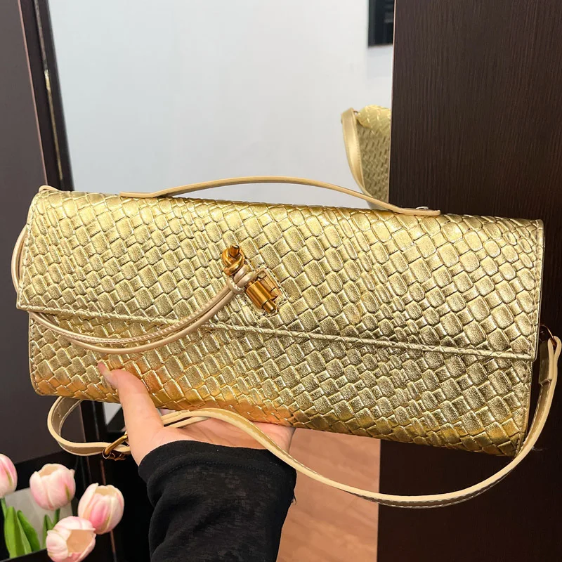 2025 Nieuwe geweven tas Enkele schouder Niche High-end horizontale draagbare dinertas Veelzijdige temperament Messenger Bag