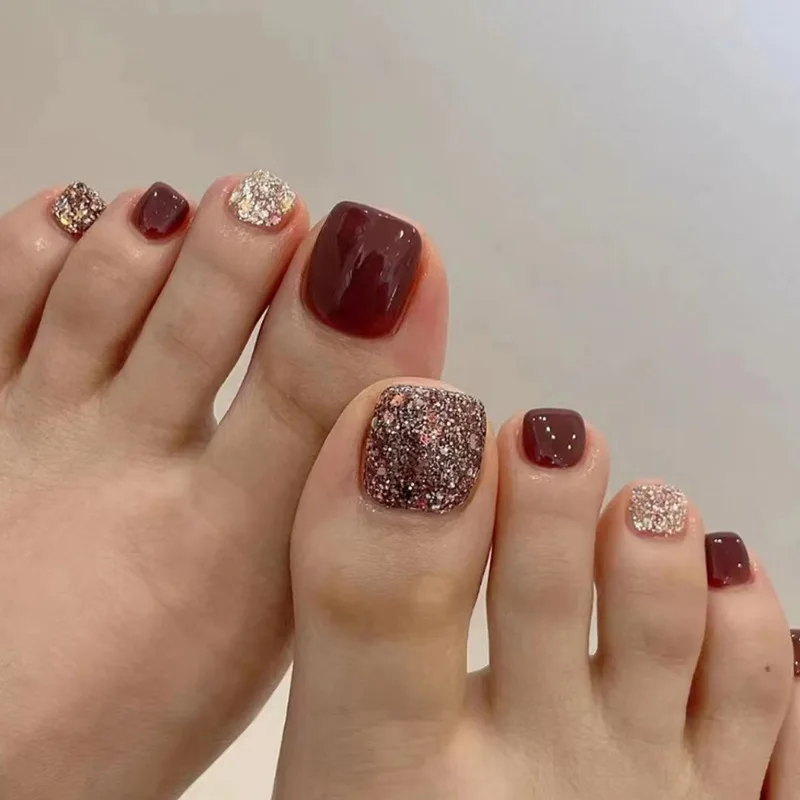 24pcs Wine Red Short Square Head Toe Nails Tips Full Cover Glitter Design Press on Toenails Wearable Artificial Fake Foot Nails