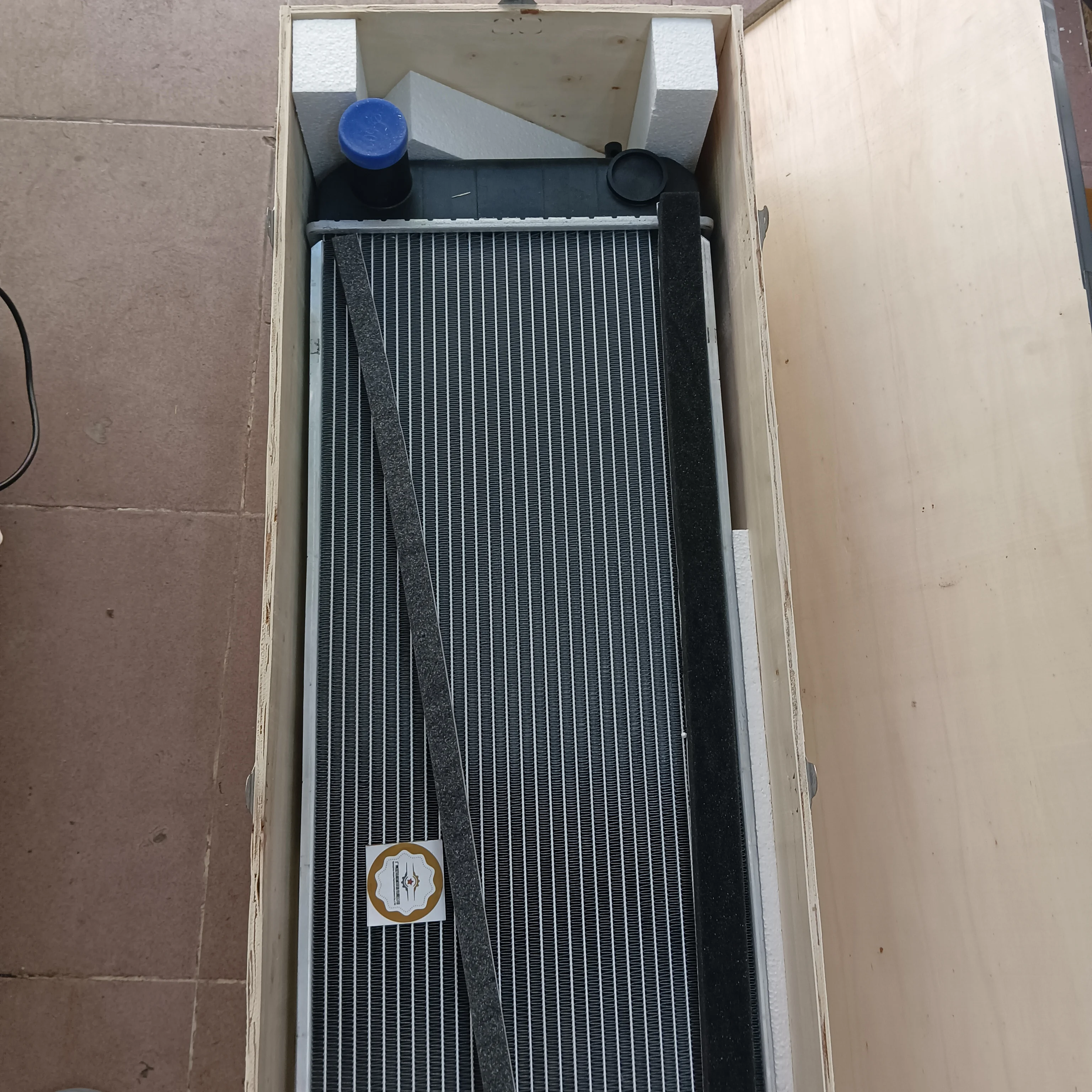 Excavator Part Aluminum XB00001928 Radiator ZX200-5G ZAX200-5G ZAXIS200-5G ZX210-5G Hydraulic Water tank