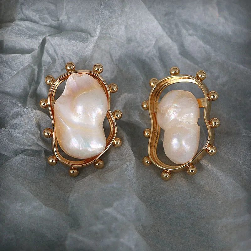 Vintage Statement Baroque Pearl Stud Earrings For Women Jewelry Runway Party T Show Fancy Trendy Boho INS Japan Korea