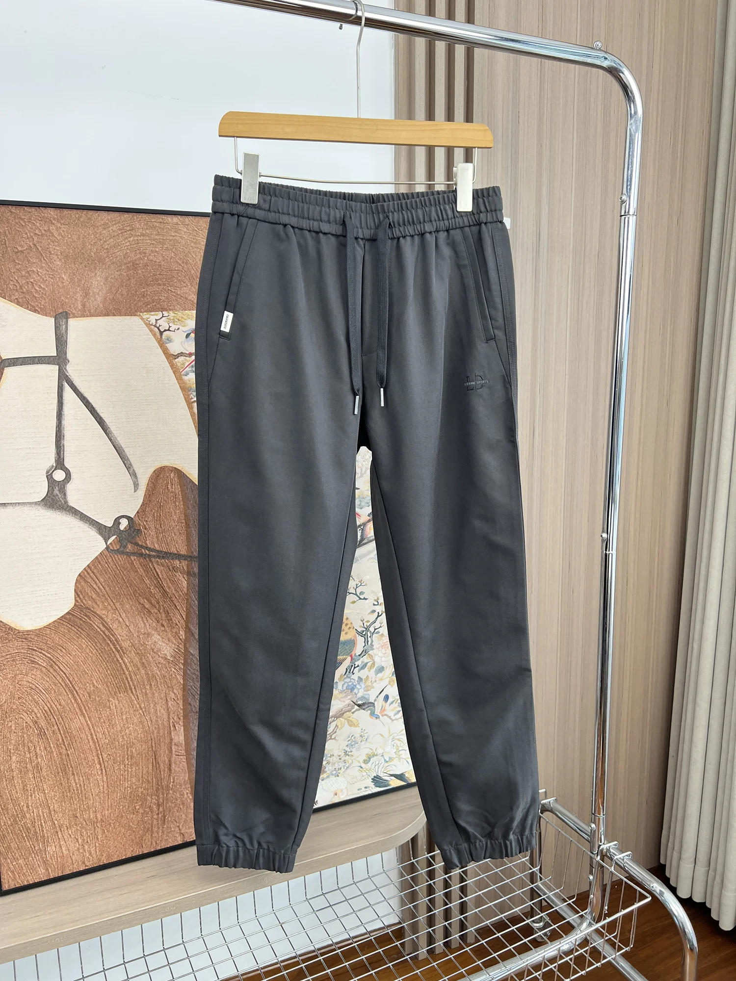 

Мужские повседневные свободные брюки прямого кроя из медной амиачной ткани с эластичной резинкой на талии и манжетами, универсальные осенние брюки для отдыха