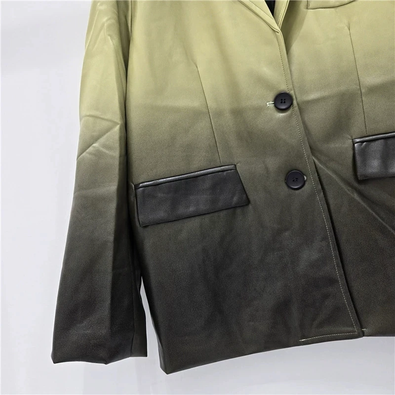 الخريف موضة التباين اللون فو بولي Leather بدلة جلدية سترة المرأة عادية محززة طوق واحدة الصدر كم طويل بليزرات معطف