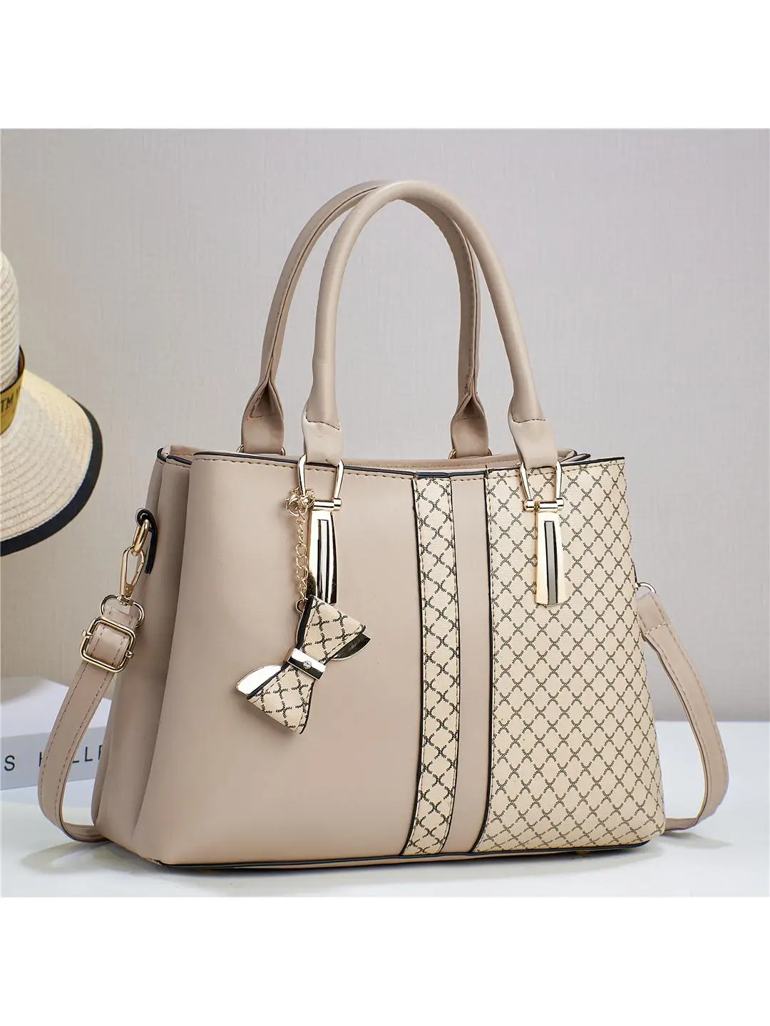 

Модная вместительная сумка-кроссбоди с цветовыми блоками, новинка 2025 года, простая и элегантная, на одно плечо, для женщин