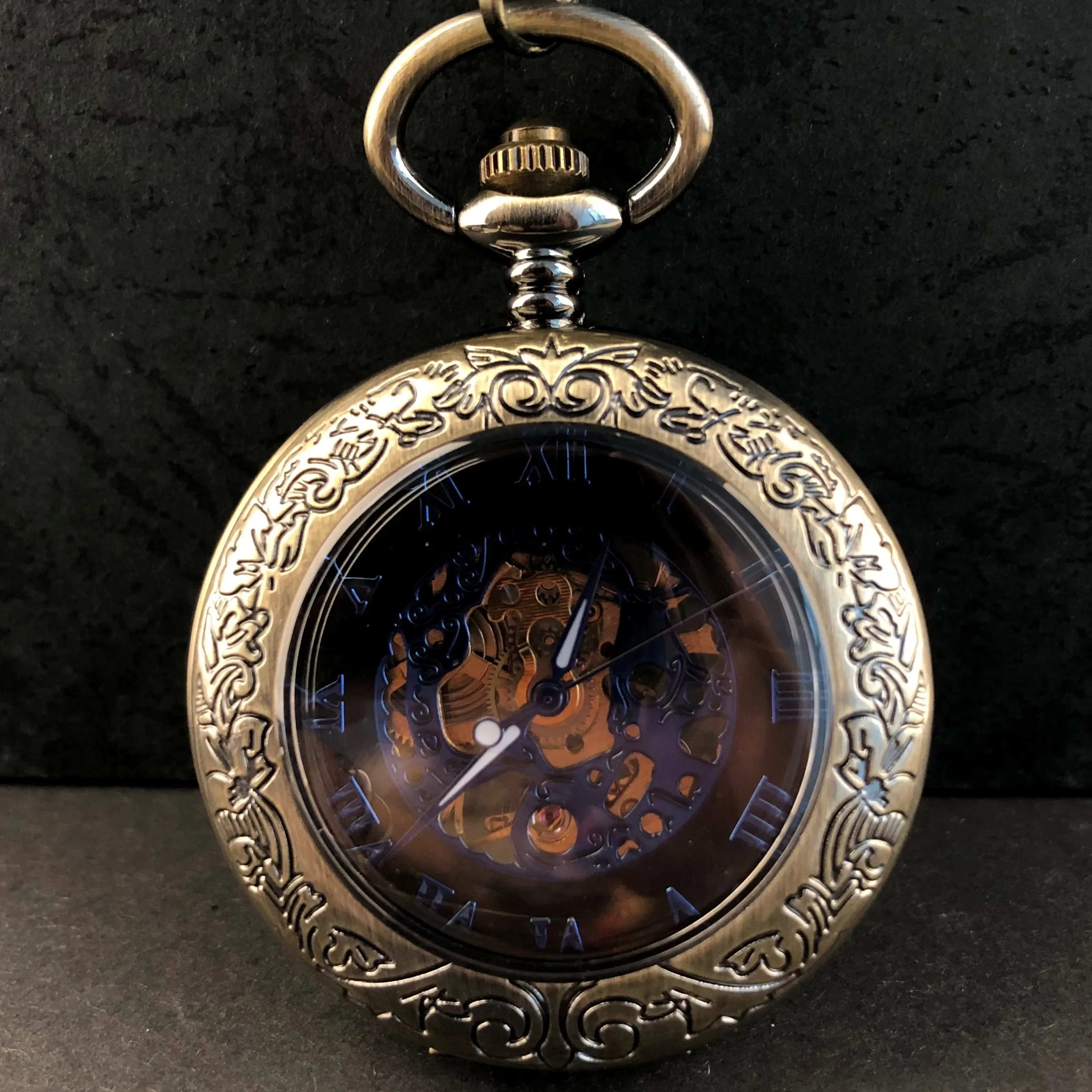 Montre de poche mécanique à remontage manuel pour hommes, miroir en verre transparent, chiffres romains, cadran bleu, collier