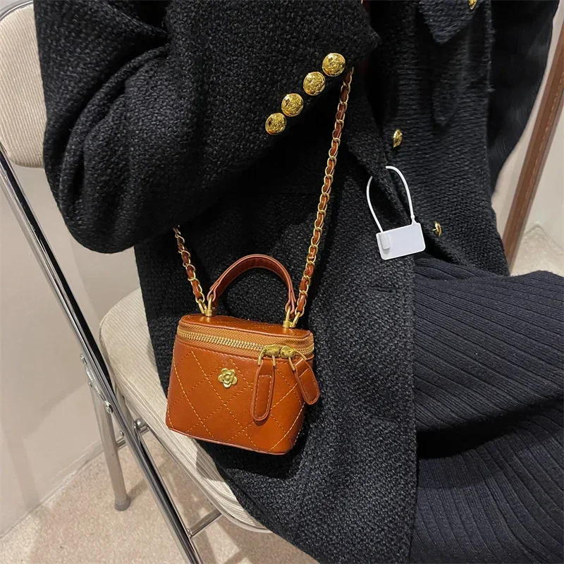 Small Fragrant Wind Lingge PU Leather Handbag 2023 New Trend Women\'s Fashion Chain Shoulder Bag Mini Bucket Bag Designer Bag