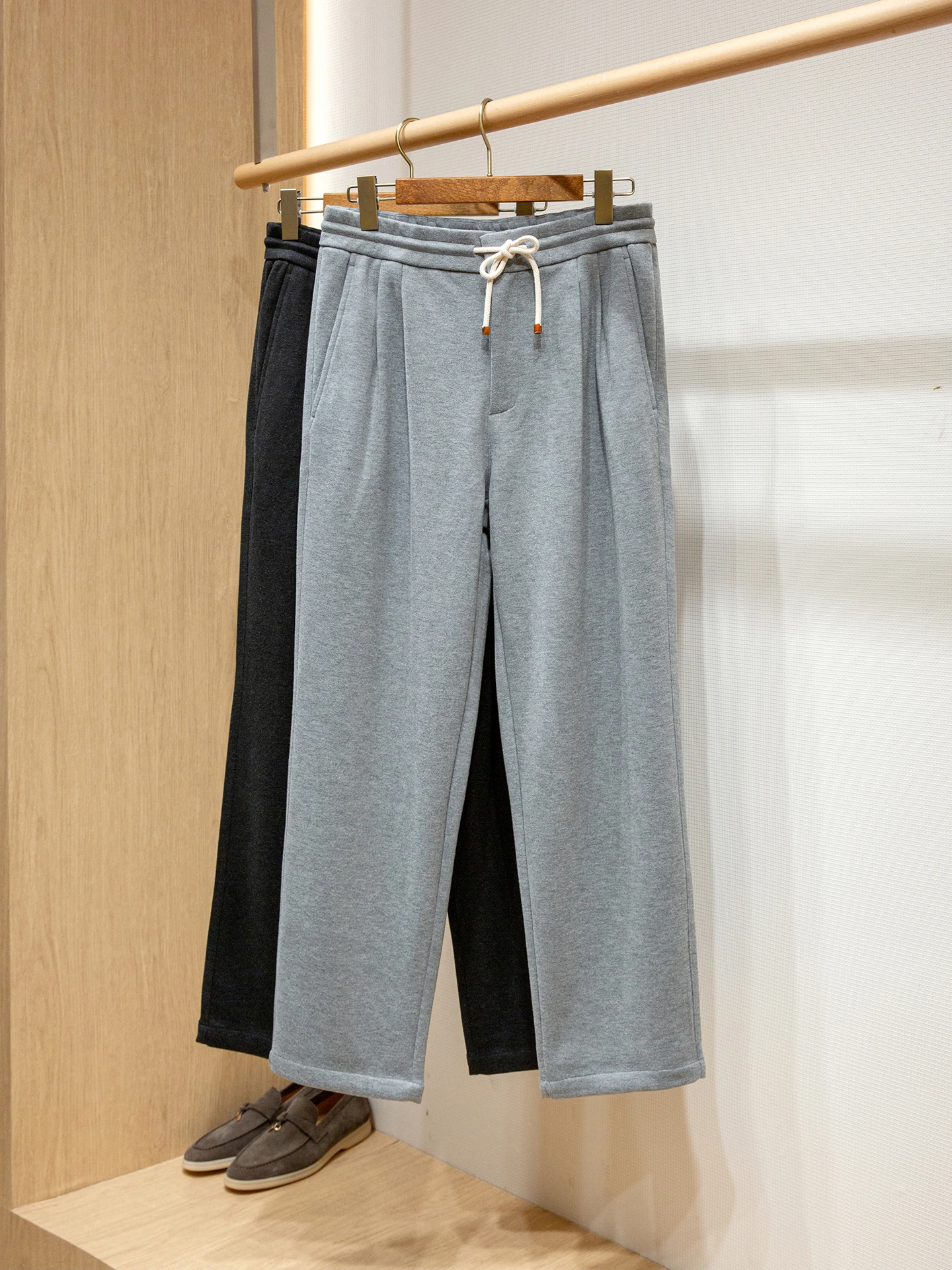 

BC Acetate Wool Blended Old Money Wind Warm Elastic Waist Straight Casual Pants