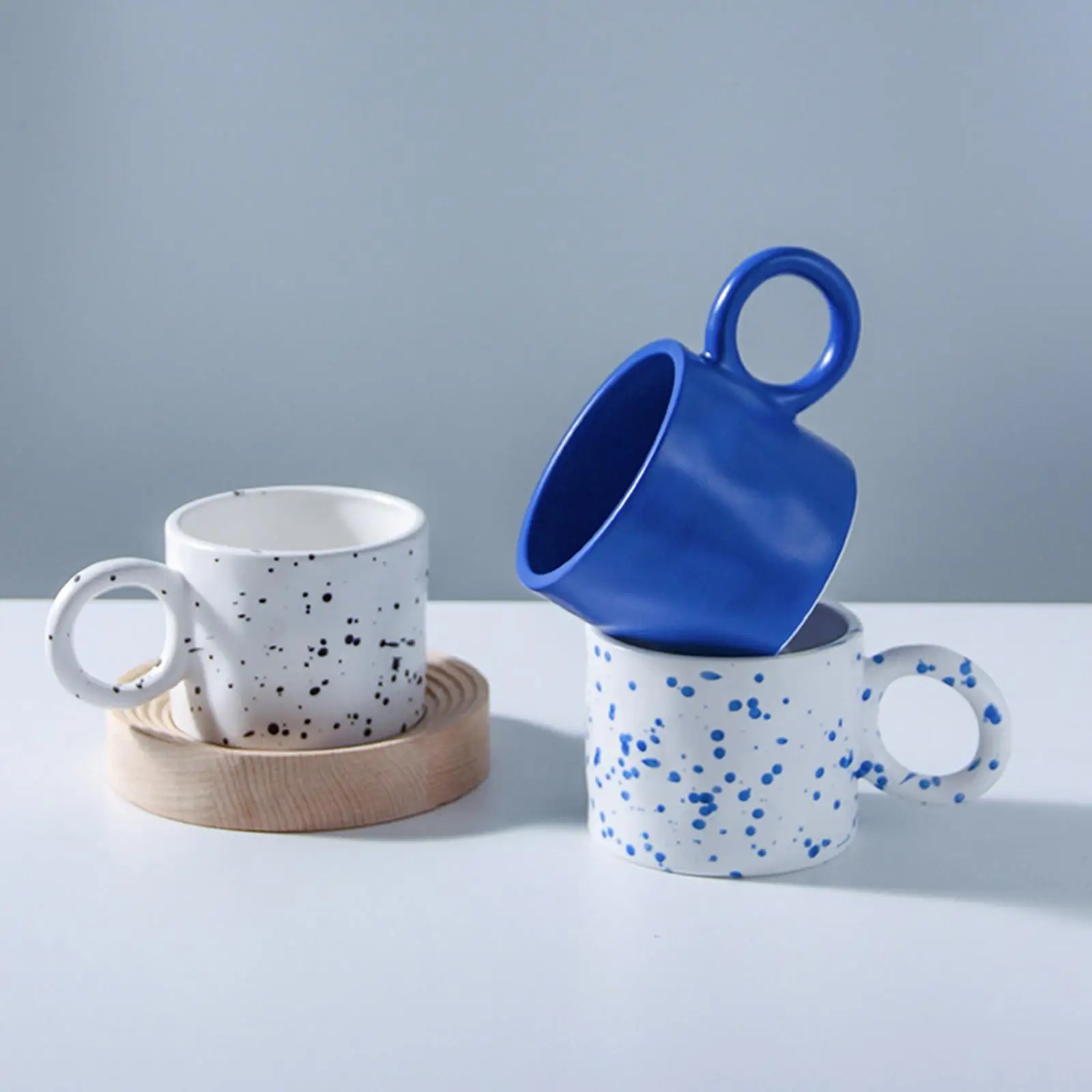 Nordic Ceramic Mug with A Large Earring Handle Tea And Mug with A Smooth Surface. Microwave
