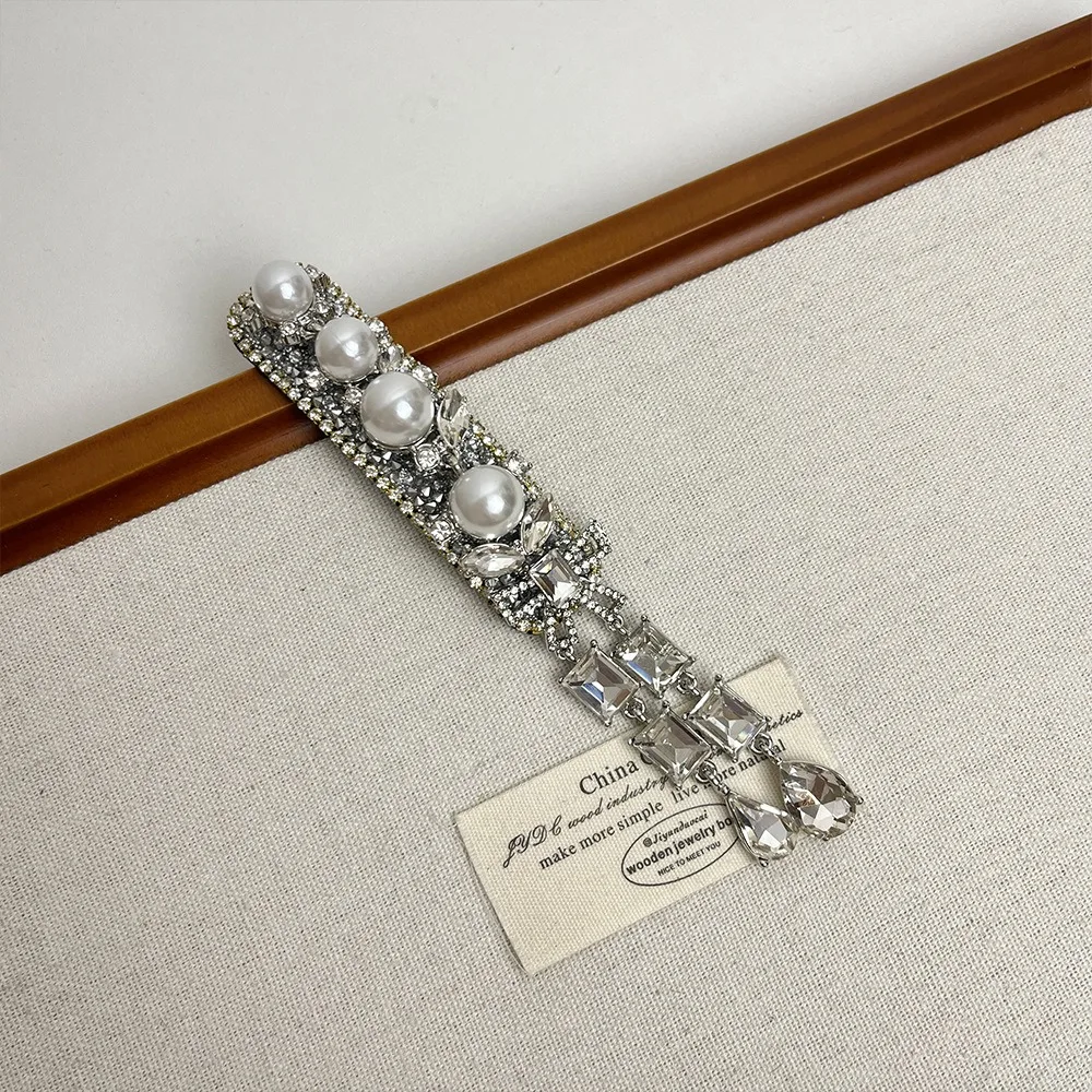 

Fashion Vintage Tassel Bell Hair Clip Elegant Pearl Ethnic Style Hair Hoop Retro Crystal Chinese Style Side Clip Wedding