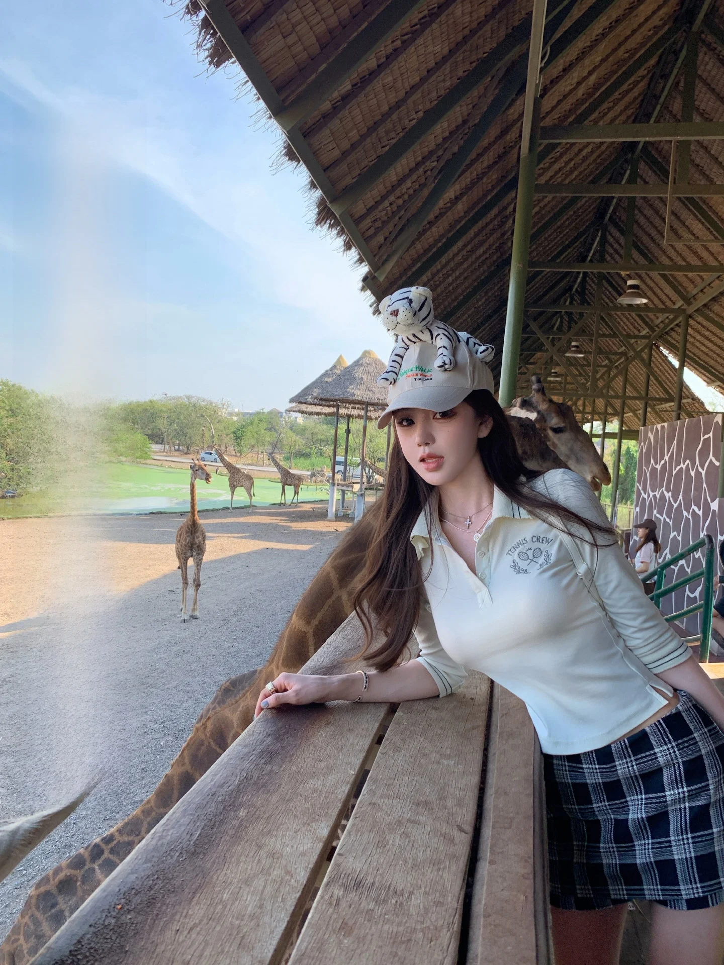 

Женская футболка OKMAOP с вышивкой, рукав 3/4, повседневная, приталенная, в корейском стиле, дышащая, весна-лето, модная