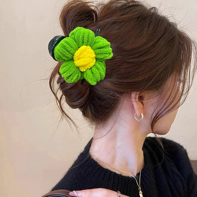 AWAYTR Yarn Pink Flower Hair Claw Clips Women Girls Soft Flowers Ponytail Holder Hair Clamps Barrette Fashion Hair Accessories