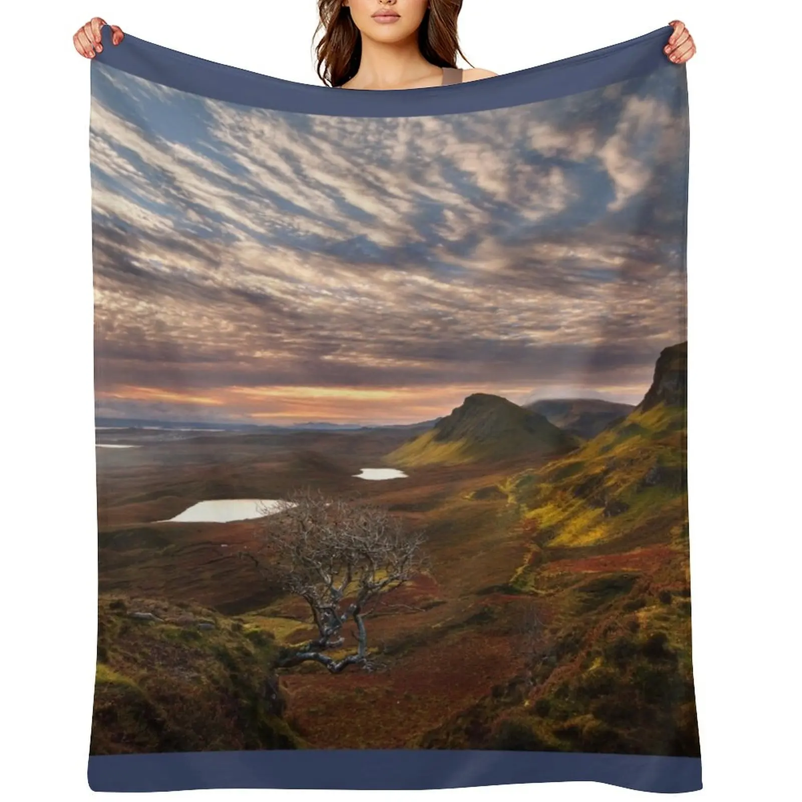 

Quiraing Sunrise Trotternish Isle of Skye Scotland. Throw Blanket Decorative Sofas Bed linens For Sofa Thin decorative Blankets