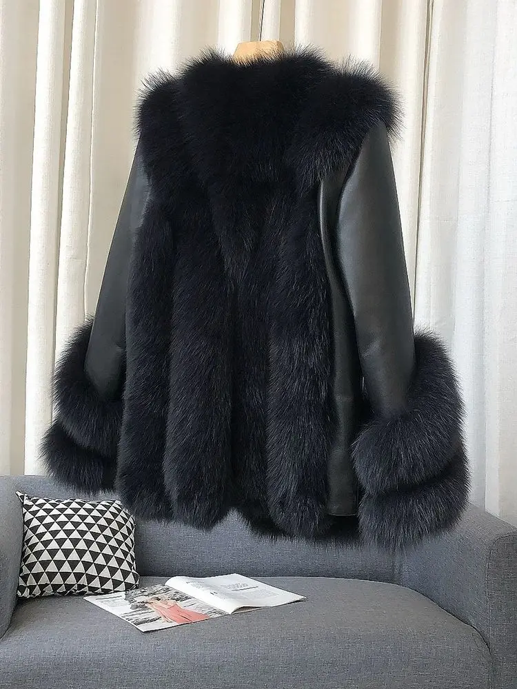 Whole Skin Fox Fur Grass Women's Mid length 2023 New Fur Integrated Sheep Skin White Duck Down Down Coat Winter