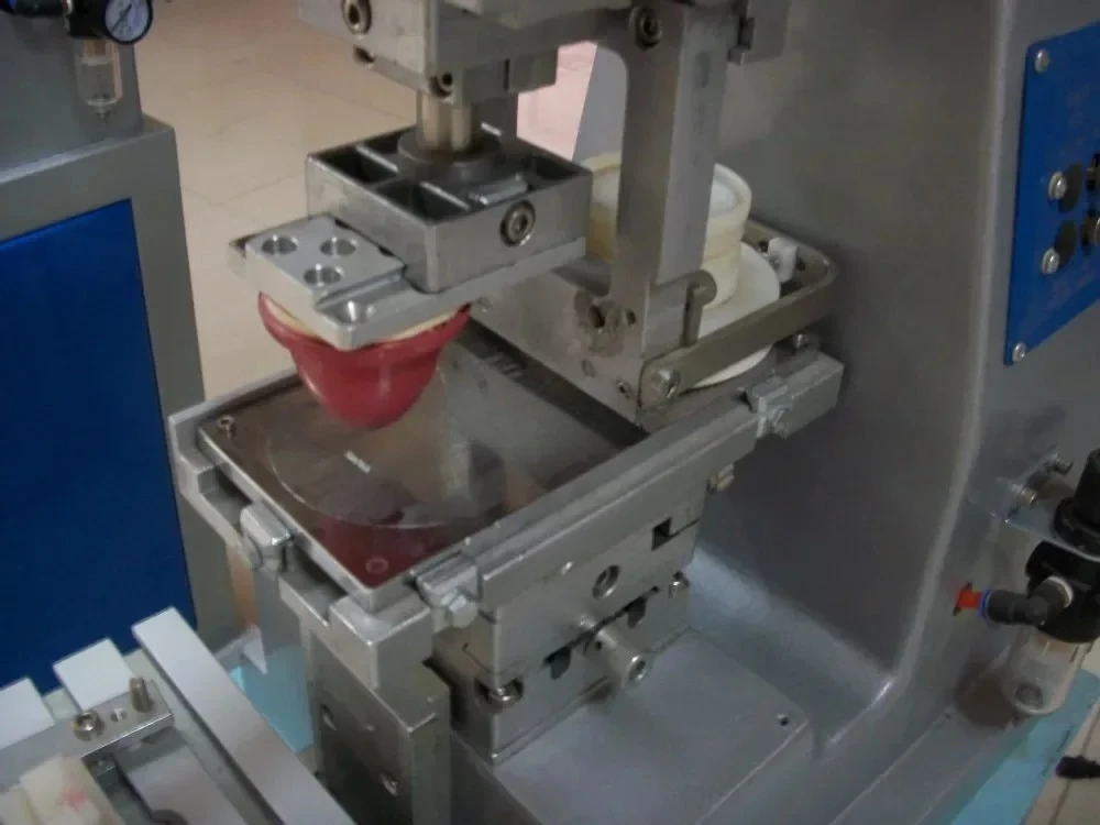 Factory Direct Easy-to-operate Tampografia Pad Printer on Wear-Free Mickey Pad Printer