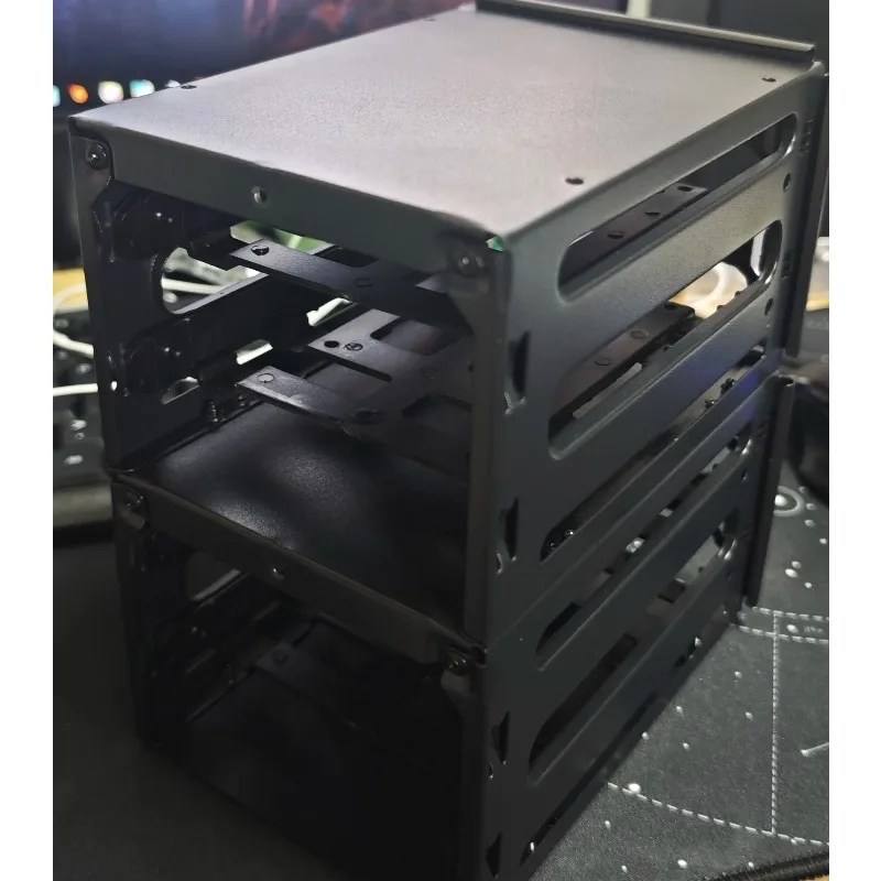 6-Disk Hard Disk Rack 8-layer Hard Disk Bracket 3.5-inch Mechanical Hard Disk Cage Removable SSD Bracket