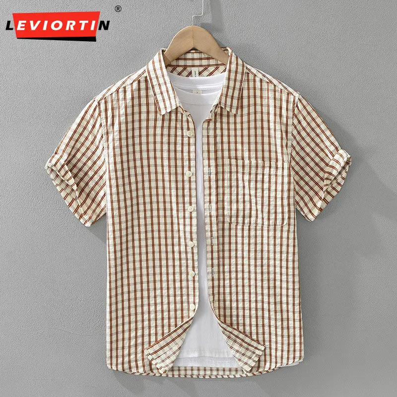 2025 Summer Japanese retro checkered short sleeved shirt for men, fashionable and versatile, simple and casual loose top