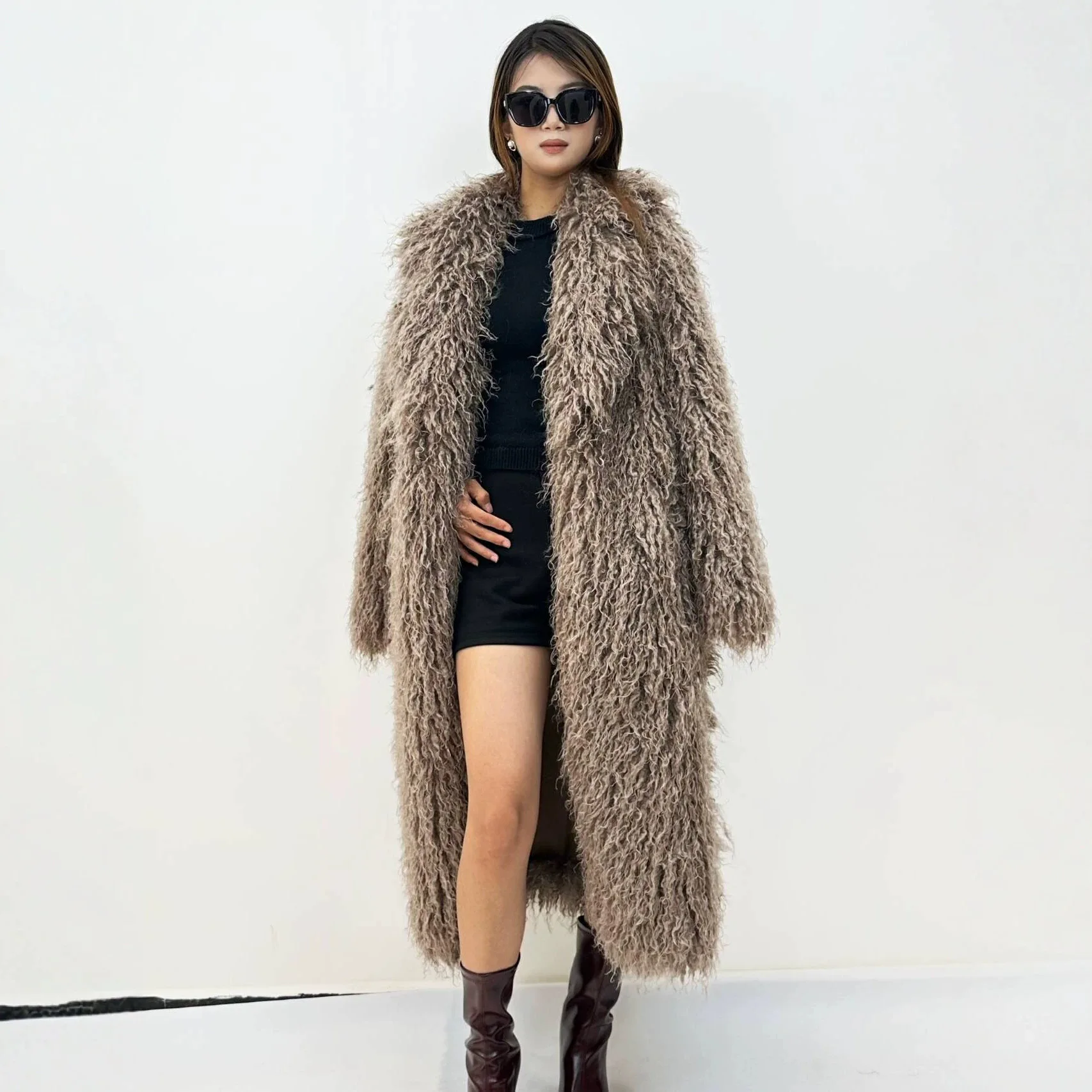 Women Long Faux Shearling Fur Coat, Lapel Collar Thick Warm Fluffy Long Hair Jacket, European American Style Outwear