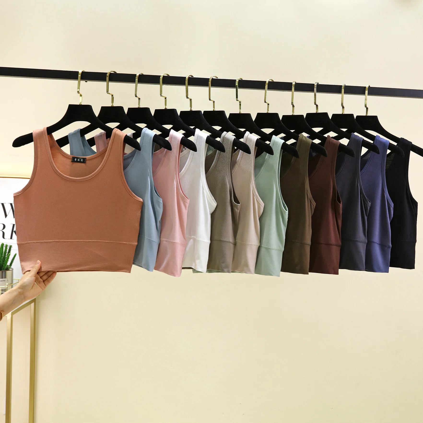 Modal O คอเสื้อครอปยืดหยุ่นเสื้อกล้ามสั้นฤดูร้อนเสื้อกล้ามแขนกุดสีทึบ SLIM FIT เสื้อกั๊กชั้นใน