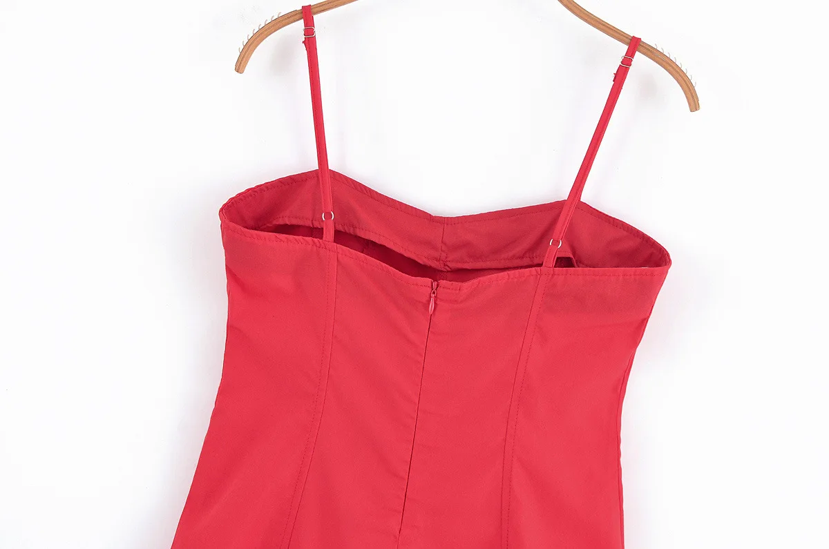 فستان نسائي صيفي جديد لعام 2025 موضة التخسيس حزام بسيط بدون أكمام بلون سادة نمط التخسيس فستان صيفي جديد