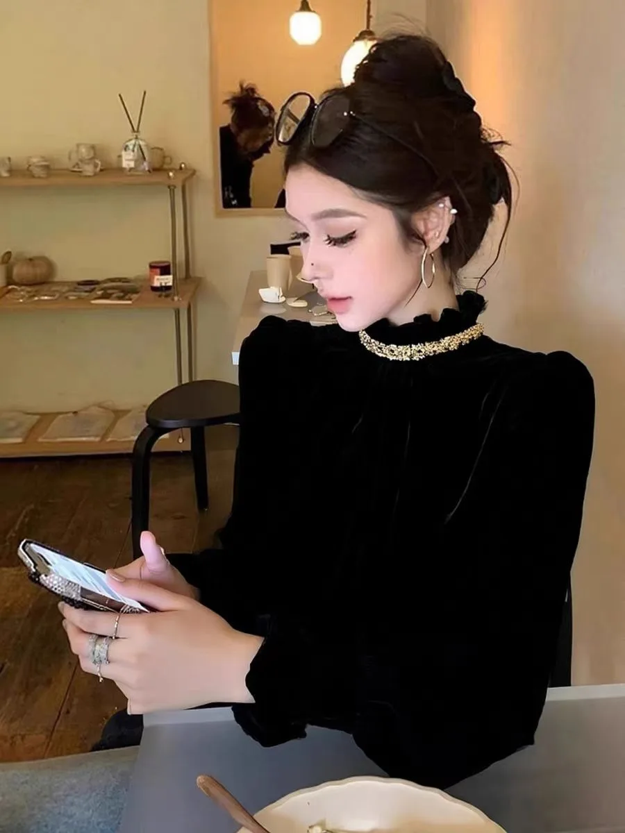 

Элегантный велюровый топ с пайетками и высоким воротником для женщин: модный, уникальный, осенне-зимний, роскошный, приталенный, облегающий.