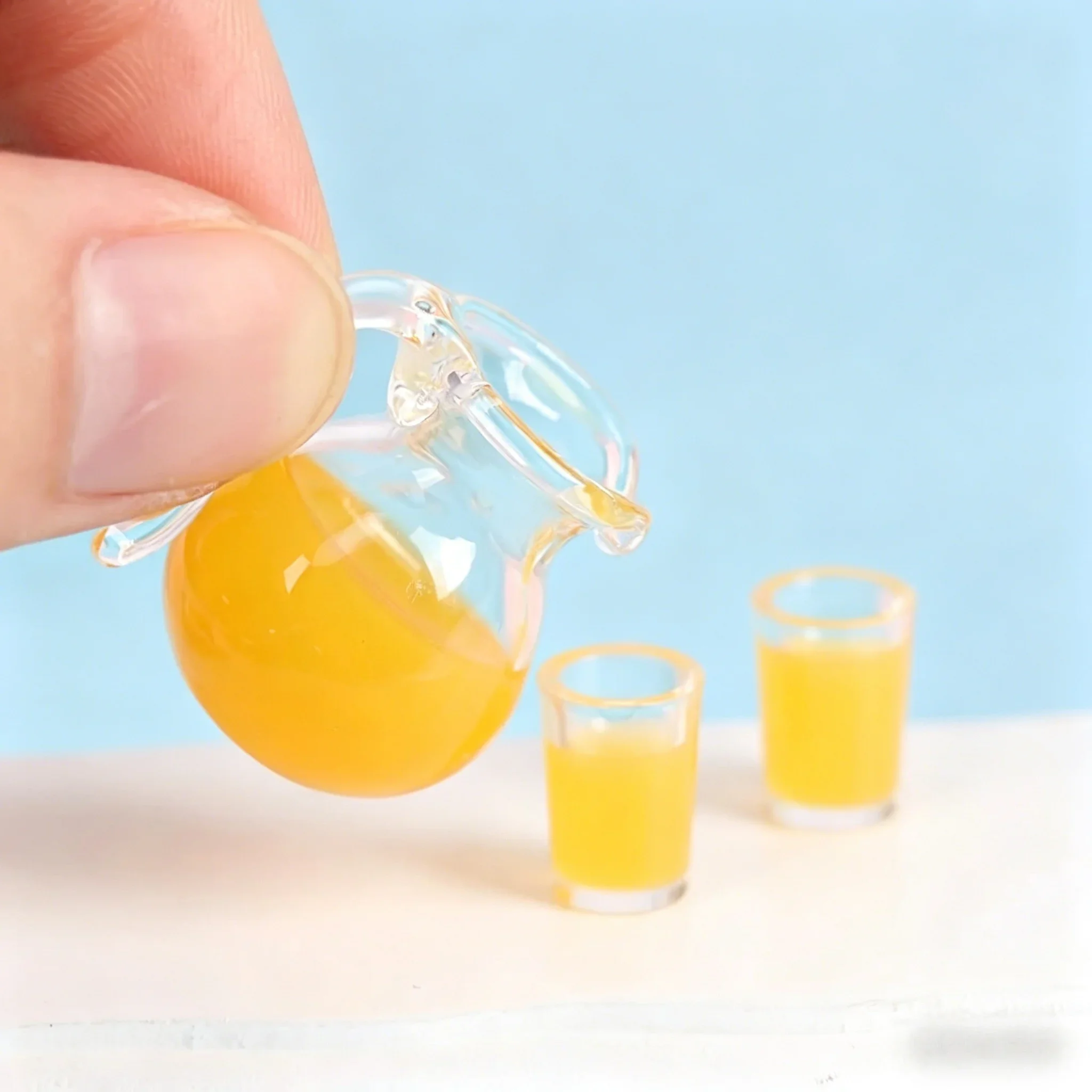 3Pcs/Set Mini Orange Juice Jug 1:12 Dollhouse Simulated Drink Pitcher Kitchen Dining Scene Decor