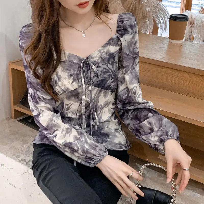 Blusa feminina manga folhada plissada com gola quadrada, top estético fino, camisa de laço emendado, pulôveres elegantes, único, novo, outono