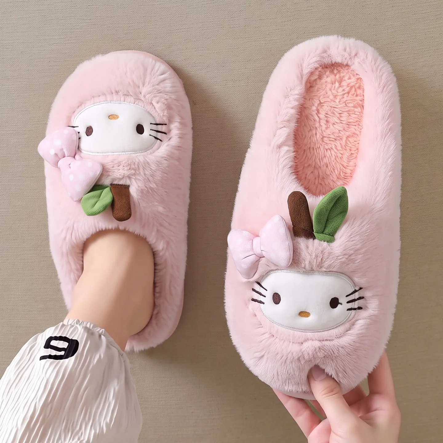 Girls Cartoon Plush Slippers Anti-Slip Kawaii Woman Indoor Cute Hello Kitty Home Cotton Shoes Anime Winter Thickened Warm Shoes
